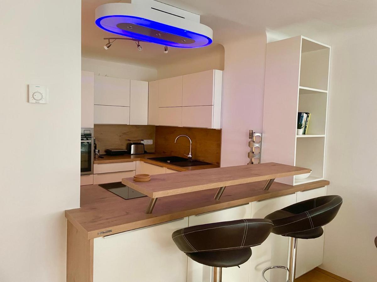 60 M2 Central Rooftop Apartment With Ac Vienna Exterior photo